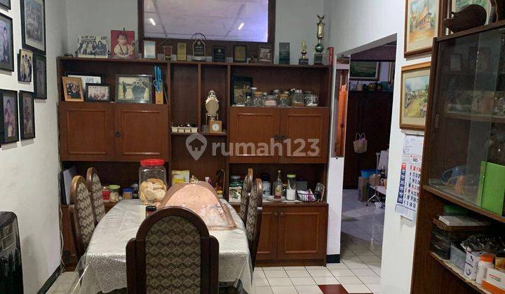 Dijual Rumah di Jalan Bukit Dago 2