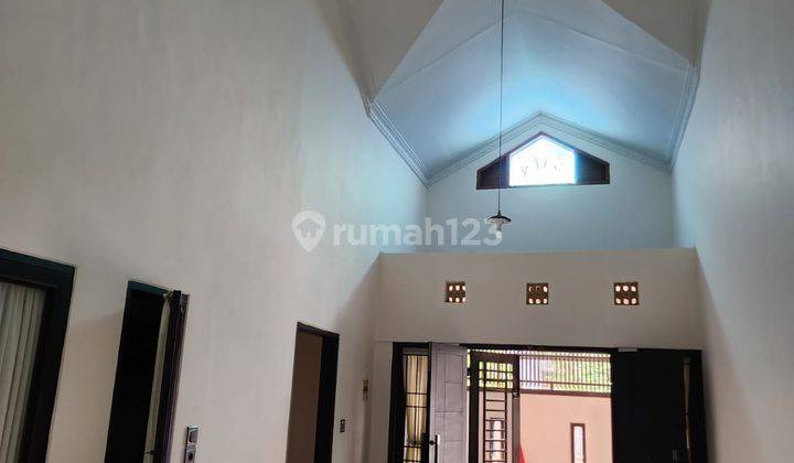 Disewa Rumah Siap Huni di Taman Kopo Indah 2 1