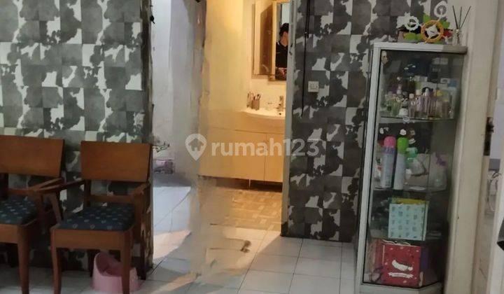 *Di sewakan Rumah klasik terawat siap huni di Kopo Permai II* 2