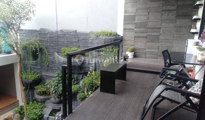 Di jual rumah mewah full furnished di mekarwangi 2