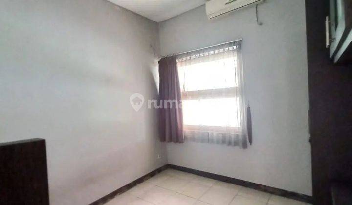 *Di Jual murah dan cepat rumah minimalis terawat semi furnished di Kota Baru Parahyangan*  2