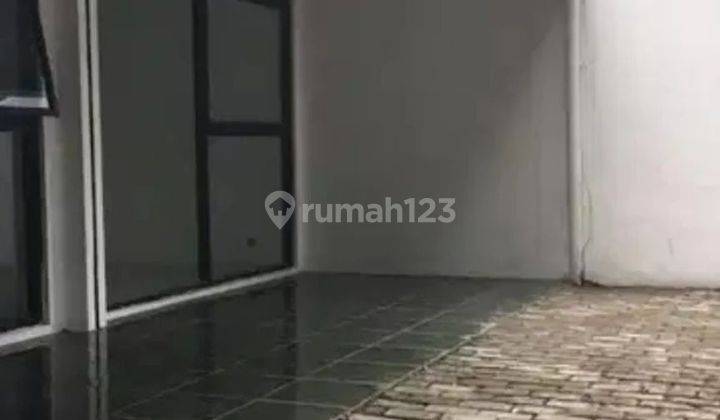 *Di Sewakan Rumah Usaha 2 Lantai Lokasi Strategis Di Daerah Ciateul Bandung* 2