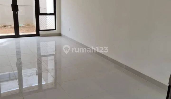 *Di Jual Cepat Rumah Baru 2 Lantai Di Podomoro Park* 2