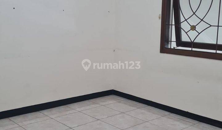 *Di Jual Murah dan Cepat Rumah Minimalis Terawat di Kota Baru Parahyangan* 2