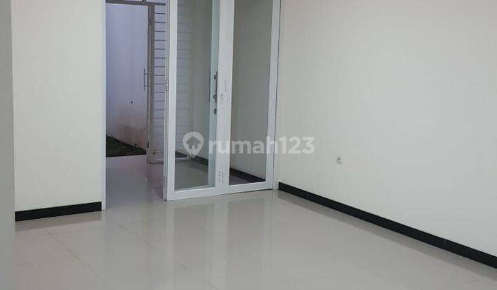 *di Jual Rumah Minimalis Siap Huni Di Taman Kopo Indah V* 2