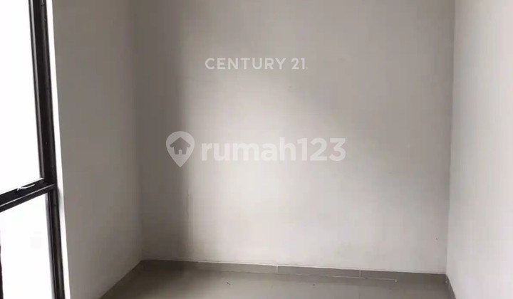 Dijual Rumah Bagus Strategis 2lt Di Graha Raya Tangerang