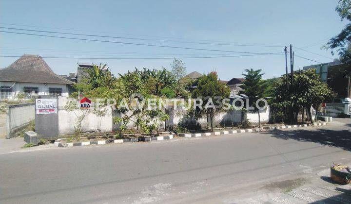 Tanah Pekarangan Strategis Joyontakan Solo 1