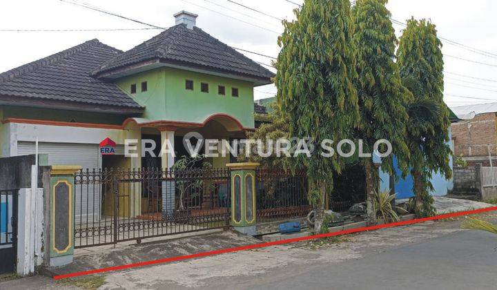 Rumah Dan Gudang Strategis Wirogunan Kartasura 1