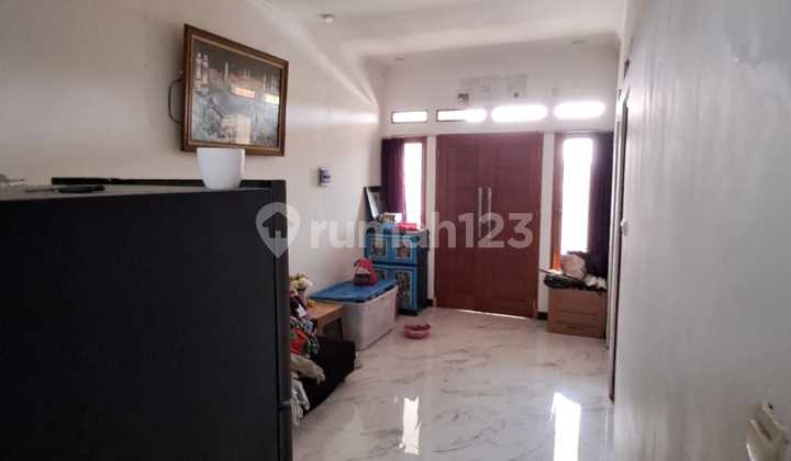 Ready-to-Occupy House in GDC Depok Near Facilities2, Freehold Title, Flood-Free 2