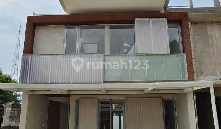 3-Story House Ready to Occupy + Attic 5 Minutes to South Meruya Toll Road