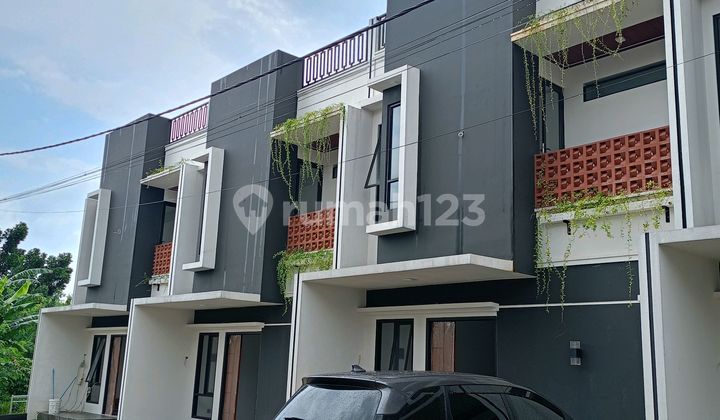 Rumah Mewah Rooftop Siap Huni 2,5 Lt 5 Menit Tol Kukusan Ui Rumah Mewah Rooftop Siap Huni 2,5 Lt 5 Menit Tol Kukusan Ui