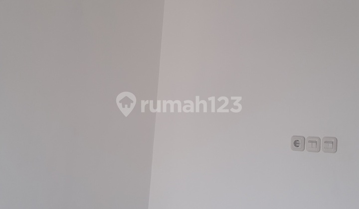 Rumah murah 2 lantai Pamulang  2