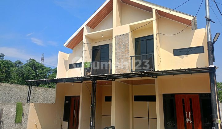 Rumah 2 Lt Strategis Bebas Banjir No Dp 2 Jt Free Biaya Sawangan