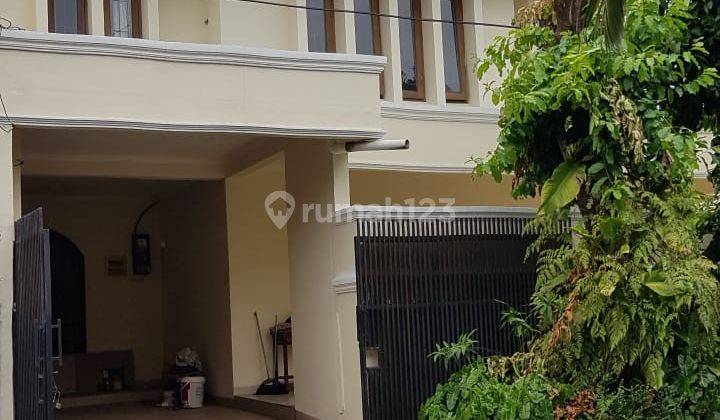 Rumah Hoom di Jl Camar Bintaro Kondisi Rapih Siap Huni 2