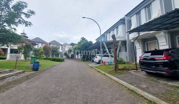 Rumah Hadap Taman di Vivacia Eminent BSD Hadap Tenggara 1