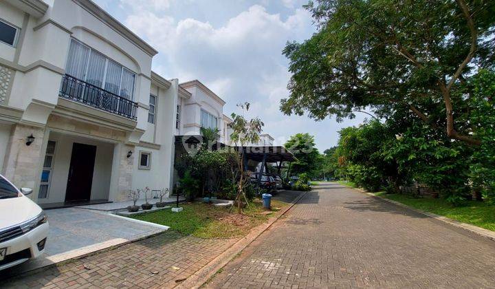 Rumah Sangat Seperti Baru di Vivacia Eminent BSD Depan Taman 1