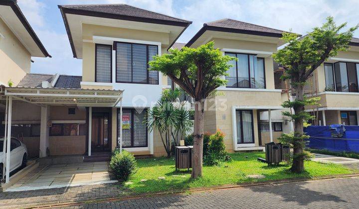 Rumah di Illustria Eminenet BSD Hadap Selatan Rapih Siao Huni 1