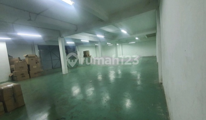 For Rent: Ready-to-Use Warehouse Near Cengkareng, Daan Mogot, Kalideres, Angke, Peternakan, Kapuk, Close to Industrial Business Area.