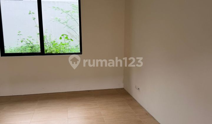 Disewakan Rumah Park Serpong Cendana Prive Siap Huni Lokasi Strategis Dekat Gading Serpong BSD Karawaci