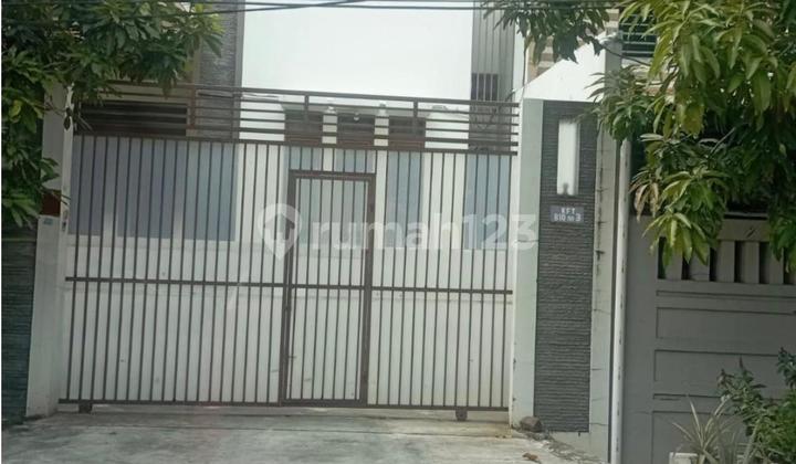 Dijual Rumah Siap Huni Bagus Taman Palem Lestari Dekat Mall Tol Lokasi Strategis Dalam Cluster