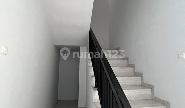 Dijual Rumah Mewah Baru Siap Huni Lokasi Strategis Jakarta Barat Kavling Dki Dekat Tol Tangerang Jakarta Lingkar Luar 2