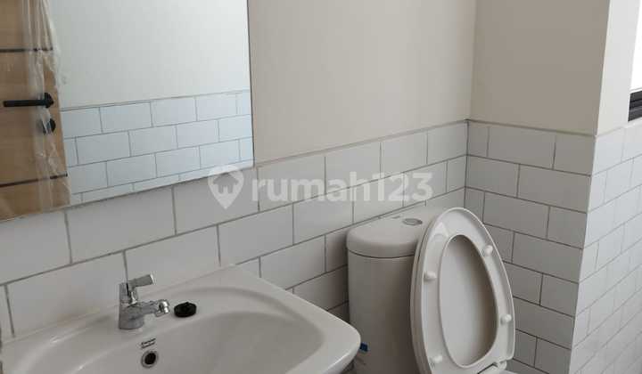Disewakan Rumah Cendana Parc Siap Huni Lokasi Strategis Dekat Tol Lippo Karawaci BSD Gading Serpong Paramount Petals Bitung Jatake Cikupa