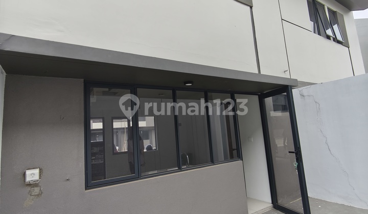 For Sale House Park Serpong Cluster Cityzen, Good Condition, Already Has AC, Canopy, Negotiable Until Deal. 2