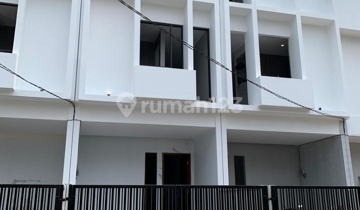 Dijual Rumah Muara Karang Siap Huni Minimalis Lokasi Strategis