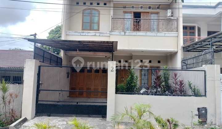 Dijual Rumah Siap Huni Bagus Lokasi Strategis Kebon Jeruk Bebas Banjir