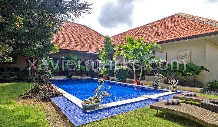 Dijual Cepat Villa Mewah Di Seminyak Bandung,bali 1