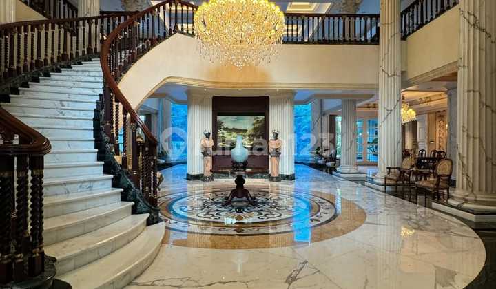 Luxury House Golf View Private Pool Pondok Indah South Jakarta