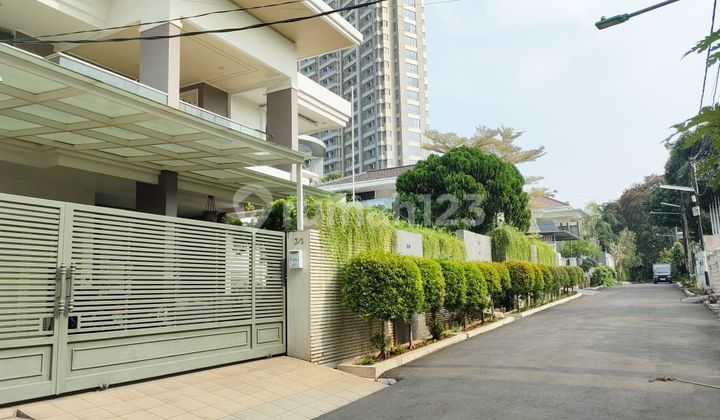 Rumah Mewah dijual cepat di Pondok Anggrek 
