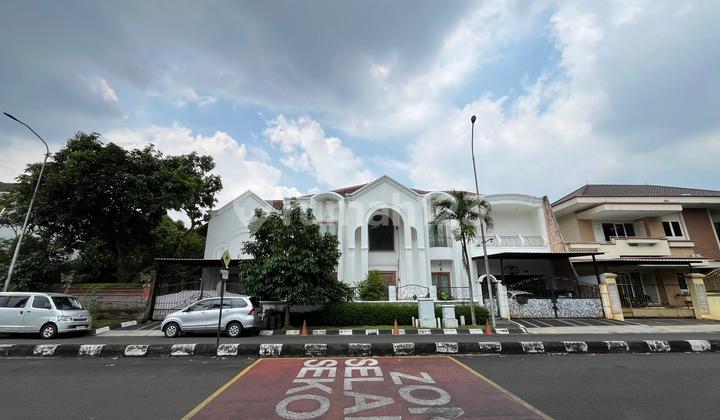 Rumah Mewah di Modernlan Tangerang Dijual Cepat