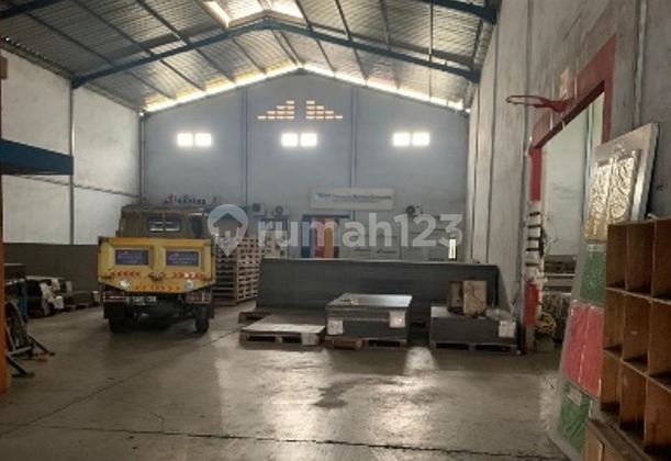 Gudang Bagus Siap Pakai Dijual Cepat Cash Only di Jl. Husein Sastra Negara, Jurumudi, Benda, Kota Tangerang, Banten, Indonesia, 15124, Jurumudi Kota Tangerang