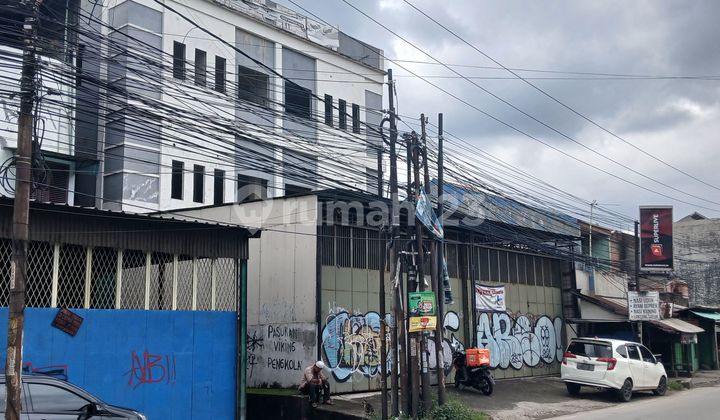 Nice Large Shop House For Sale Quick Cash Only in West Cikarang 2