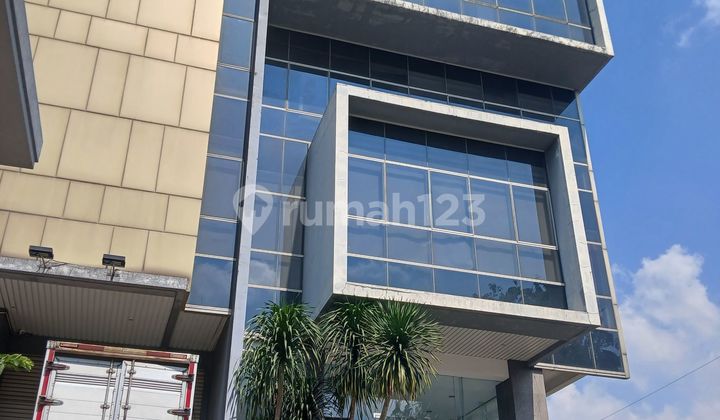 Quick Sale Office Building in Kebayoran Lama, South Jakarta