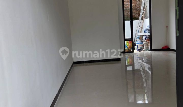 Rumah SHM Dekat Kampus Ready Unit Jual Murah 2
