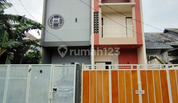 Rumah SHM Dekat Kampus Ready Unit Jual Murah 1
