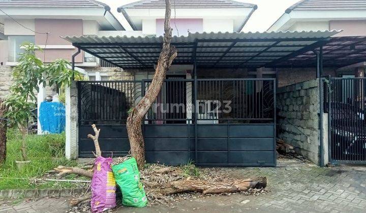 Jual Murah Rumah 1,5 Lantai Di Perumahan Mewah Menganti  1