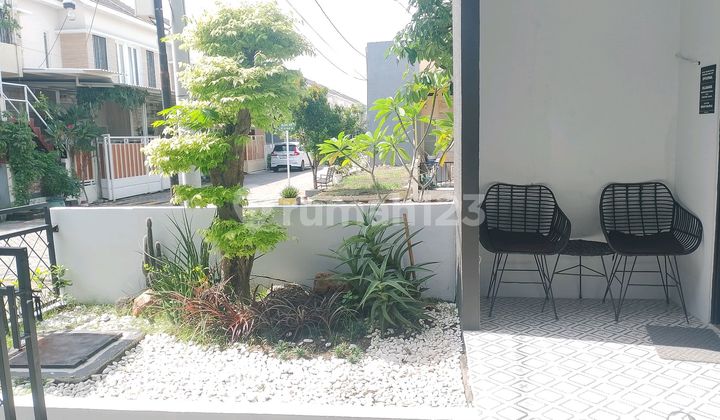 Rumah dengan Fasilitas Terlengkap di Diperbatasan Surabaya Barat 2