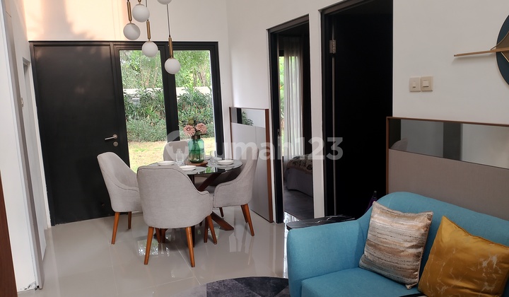 Rumah Mewah Dekat Gelora Bung Tomo 2