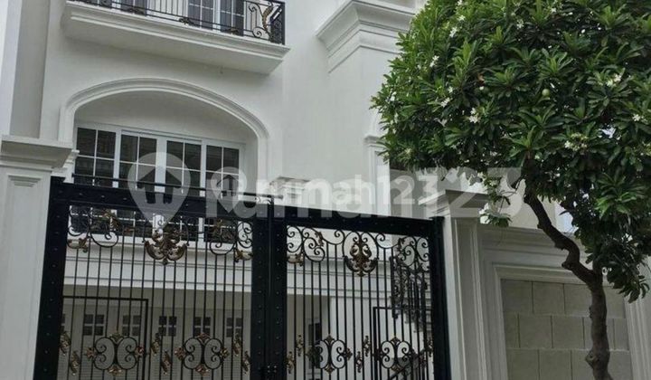 Dijual Cepat Rumah Permata Buana Model American Style