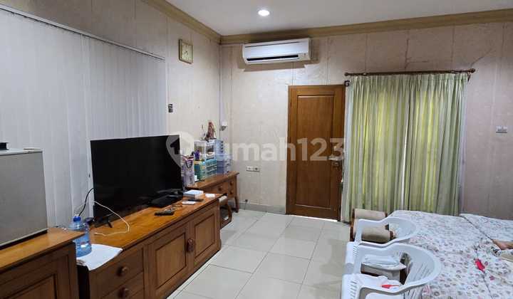 For Quick Sale: Corner House in Muara Karang Block 3 2