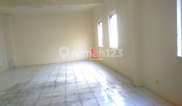 Gudang 3 lantai di Elang Laut, PIK