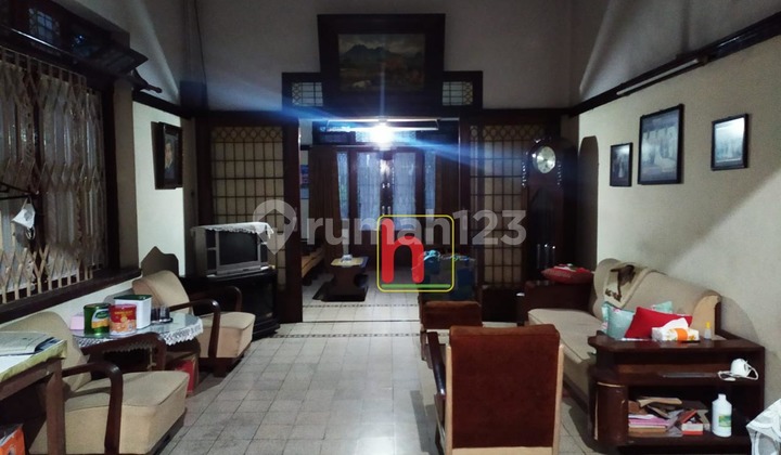 Rumah Luas Ijen Malang Jawa Timur, Asri Dan Nyaman