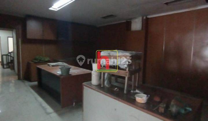 Gedung Mini Cikini Raya Menteng, Tmn Ismail Marzuki  7