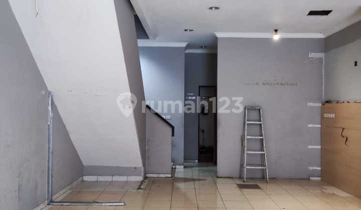 Mangga Besar Jointed Shop House, 3.5 Floors