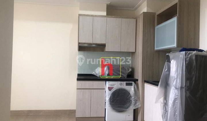 Apartemen Menteng Park, Furnished, Mid Level, Tower Sapphire 1