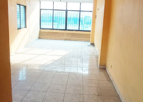 Ruko Robinson di Jembatan dua Ruko Robinson di Jembatan dua