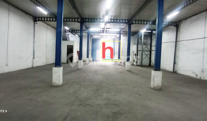 Miami Warehouse, ready to use.